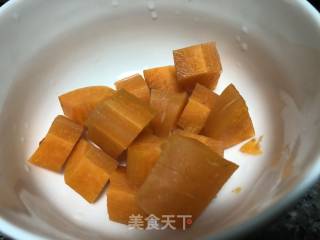 【兔子爱厨房】胡萝卜丸子汤（1岁以上宝宝食谱）的做法步骤：4