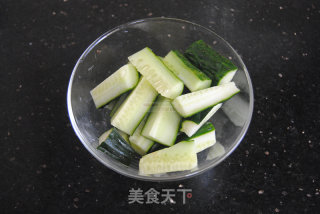 黄瓜梨汁的做法步骤：2