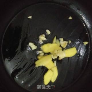 檬香彩椒炒鸡块的做法步骤：4