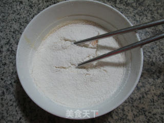 香葱鸭蛋饼的做法步骤：3