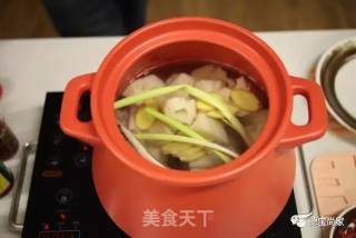 秋食物语｜凉意生，秋渐浓，莲藕排骨汤的开学季的做法步骤：5
