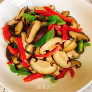 双椒炒香菇的做法步骤：6