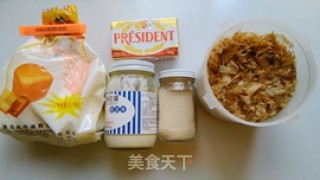 木鱼花香肠面包的做法步骤：1
