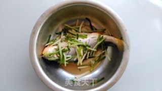 茄汁黄鱼的做法步骤：2