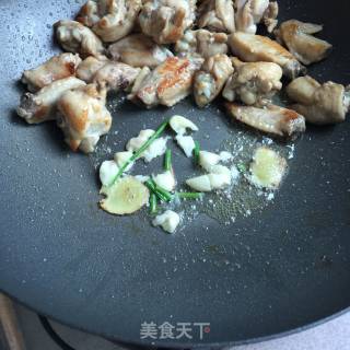 红烧糖醋鸡翅的做法步骤：3