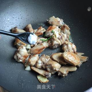 红烧糖醋鸡翅的做法步骤：5