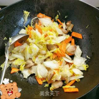 回锅肉白菜片的做法步骤：5