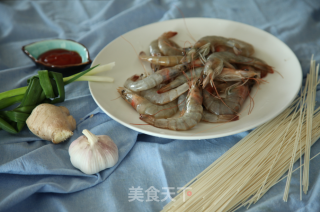 有家鲜厨房：绷带大虾的做法步骤：1