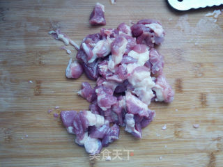麻辣鸭肉炒笋丁的做法步骤：2
