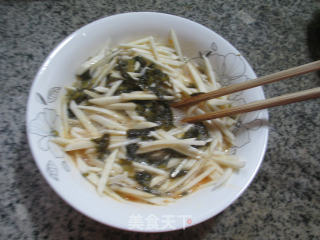 雪菜茭白炒鸭蛋的做法步骤：7
