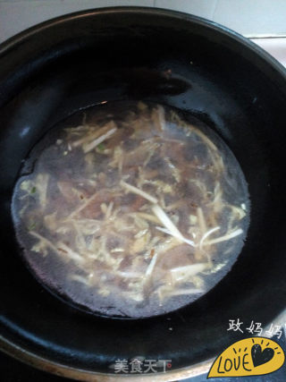白菜炝锅面片的做法步骤：6