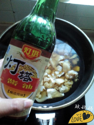 肉皮冻的做法步骤：6