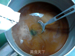 夏日姜奶茶的做法步骤：10