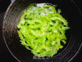 凉拌苦瓜的做法步骤：5