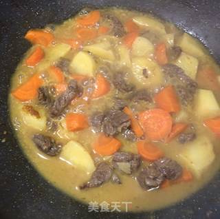 咖喱土豆牛肉的做法步骤：8