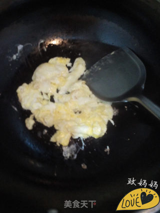 黄瓜炒鸡蛋的做法步骤：3