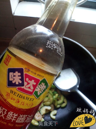 黄瓜炒虾仁的做法步骤：7