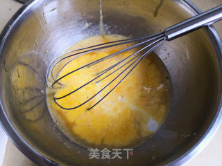 冰雪奇缘蛋糕的做法步骤：1