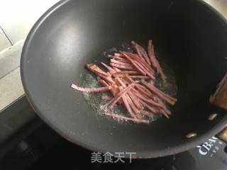 花菜炒火腿的做法步骤：4