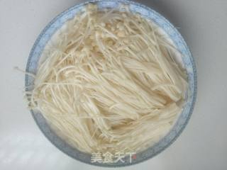 微波炉金针菇的做法步骤：4