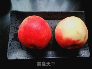 鲜榨桃汁的做法步骤：1