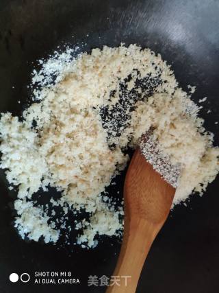 鲜虾  避风塘炒虾的做法步骤：3