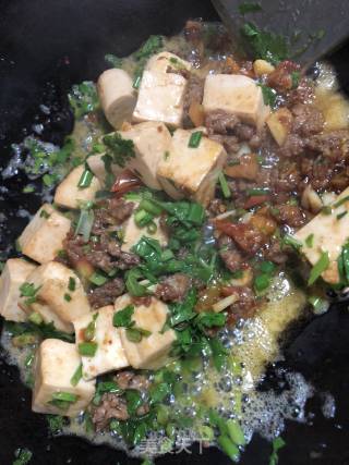 【兔子爱厨房】番茄焖豆腐的做法步骤：6