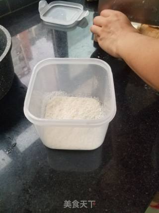 “自制零食”椰丝奶方的做法步骤：5