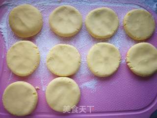 南瓜芝麻饼的做法步骤：6