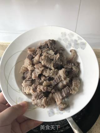 土豆牛腩煲的做法步骤：5