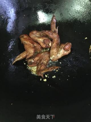 蒜香鸡翅的做法步骤：6
