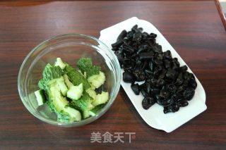 芥辣凉拌青瓜木耳的做法步骤：3