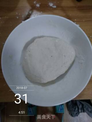 花卷儿的做法步骤：1