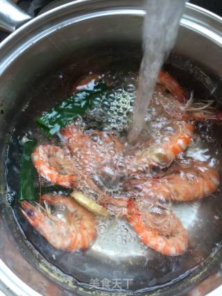 “鲜虾”盐水基围虾的做法步骤：5