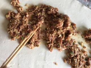 大葱猪肉龙的做法步骤：11