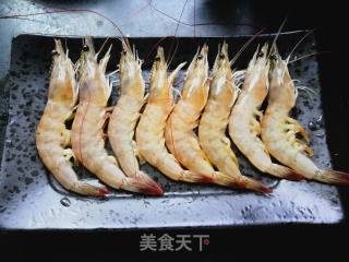 鲜虾:孜然烤虾串的做法步骤：1