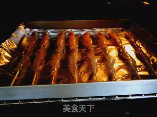 鲜虾:孜然烤虾串的做法步骤：7