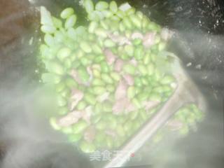 毛豆炒肉丝的做法步骤：3