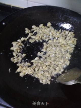 下饭小炒的做法步骤：2