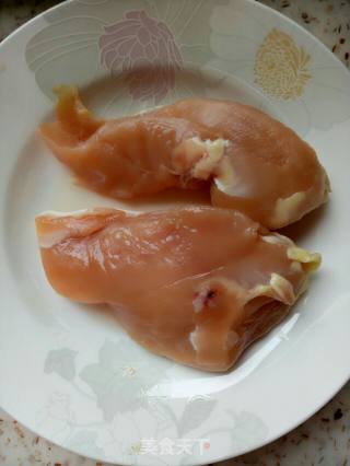 酥炸鸡柳的做法步骤：1