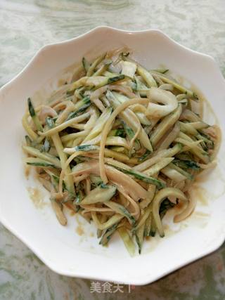 芝麻酱拌黄瓜丝的做法步骤：3