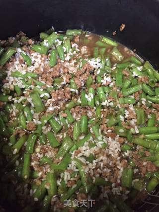 豇豆肉末焖饭的做法步骤：6