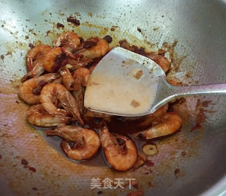 香辣对虾的做法步骤：9