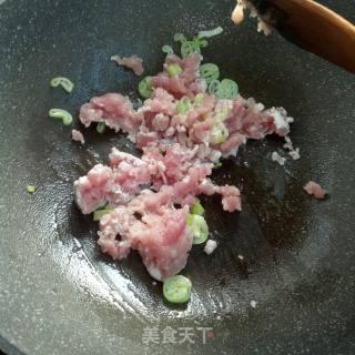 青椒肉末焖面的做法步骤：8