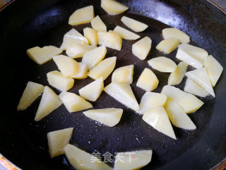 #鲜虾#鲜辣土豆虾的做法步骤：4
