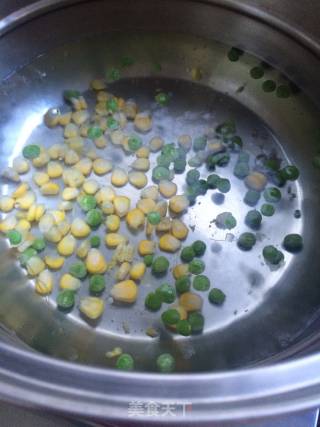 芝士虾仁焗馍片的做法步骤：2