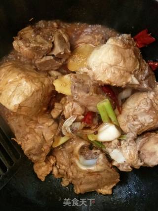 大骨头炖冬瓜的做法步骤：4