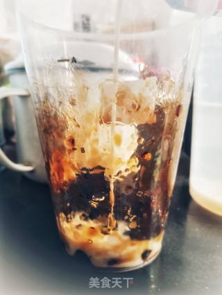 黑糖珍珠鲜奶（脏脏奶 恶魔珍鲜奶）的做法步骤：12