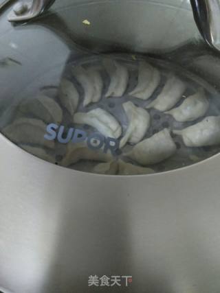 虾仁五色馅蒸饺的做法步骤：12