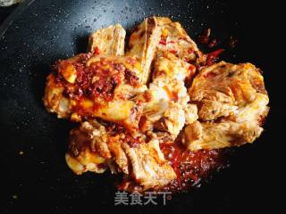 酱炒腿骨的做法步骤：7